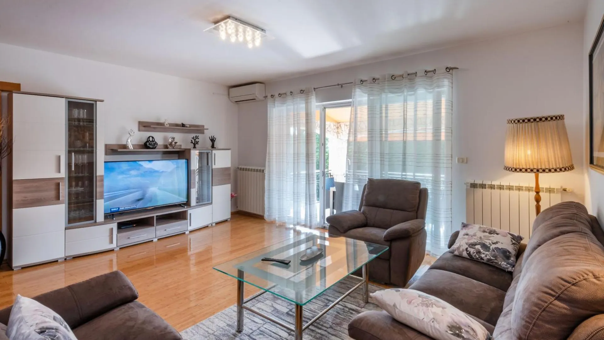 Casa vacanze Villa Flora, Warm And Sunny Holiday Villa Loborika